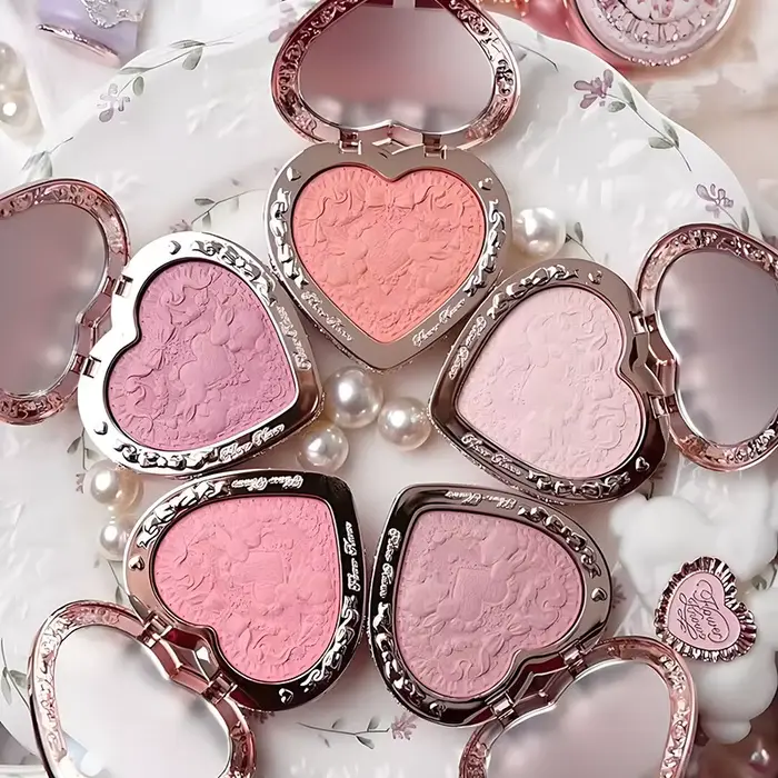 Coffret cadeau complet Flower Knows Bonny Garden Series : palette de fards à paupières et blush, bau