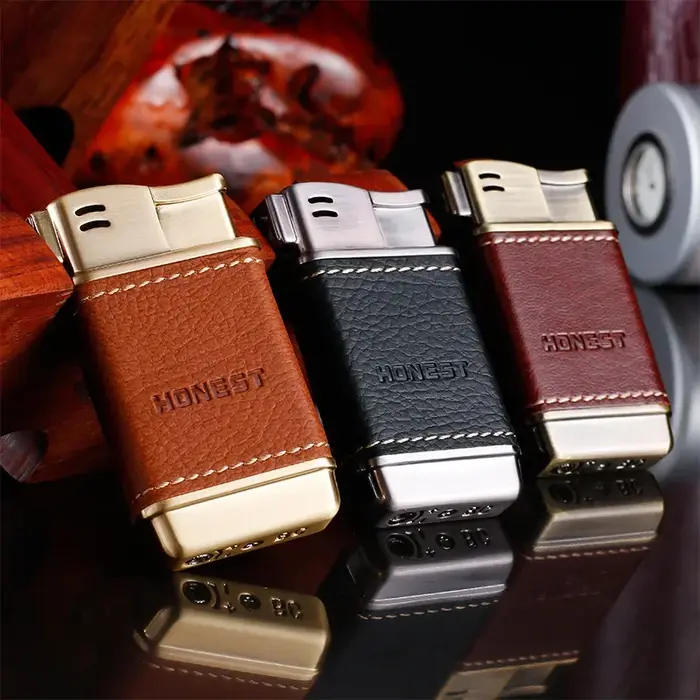 Briquet à tuyau gonflable en métal pour hommes conception de feu oblique en cuir brossé élégant cadeau pour hommes occasions spéciales