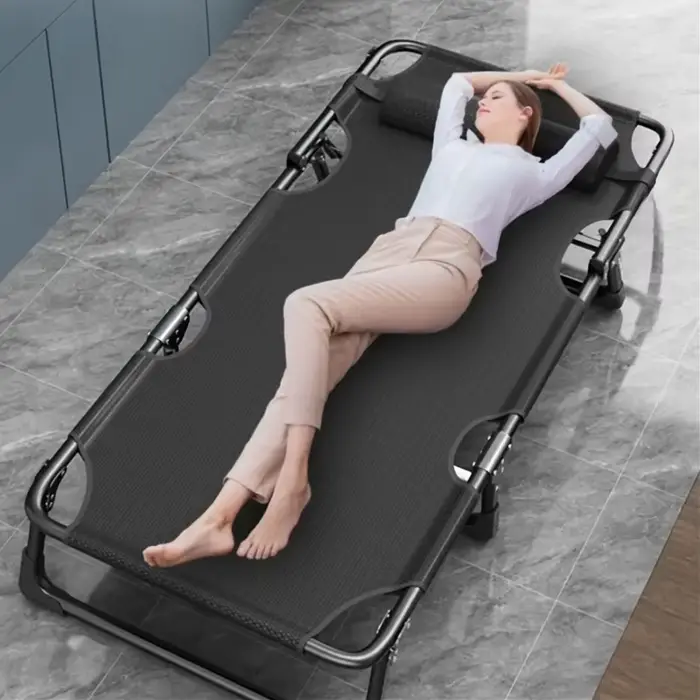 Lit pliant portable dextérieur et chaise longue avec appui tête mobilier de camping léger pour plage et bord de piscine détente totale relaxation confortable
