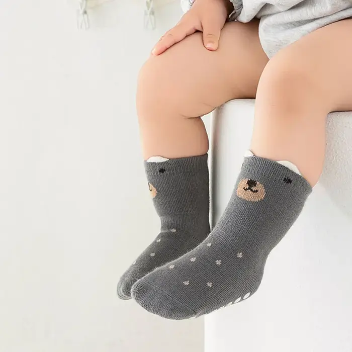 5 paires de chaussettes antidérapantes en coton pour enfants, garçons et filles, chaussettes de sol 