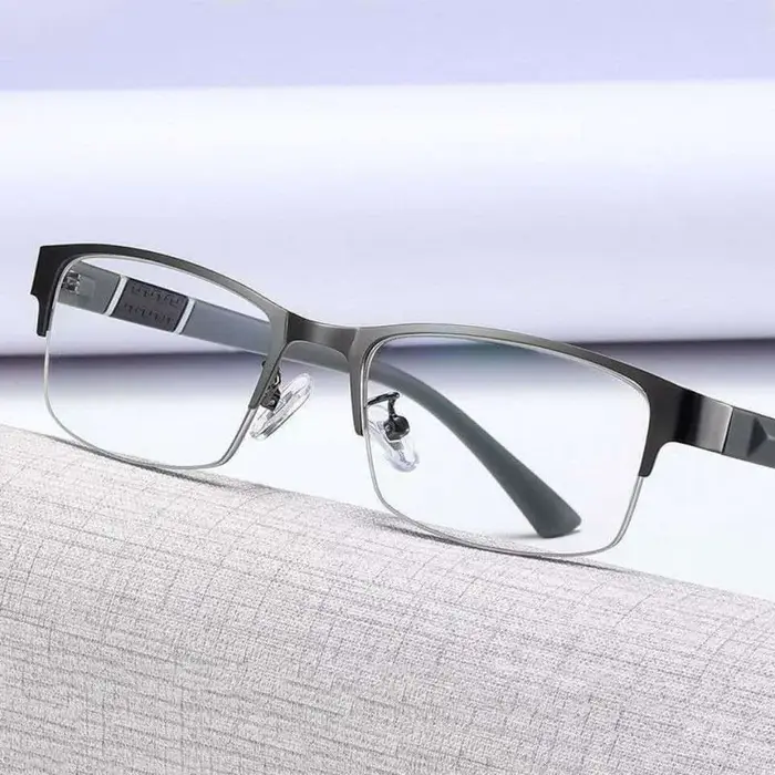Nouvelle tendance lunettes de lecture lunettes de lecture hommes et femmes haute qualité demi-montur