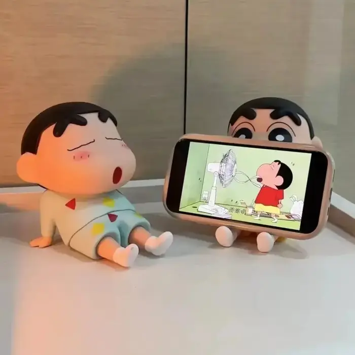 Crayon Shin-Chan figurines Support pour téléphone Kawaii Anime ornements de bureau dessin animé rega