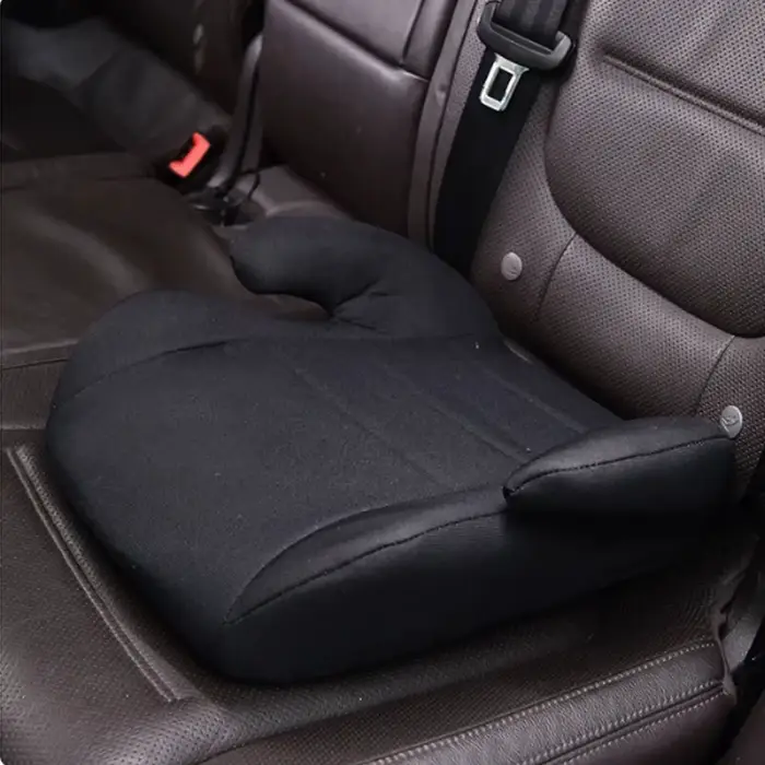 Coussin de siège pour enfants adaptation sécurité confort augmentation hauteur ceinture sécurité occasion spéciale famille