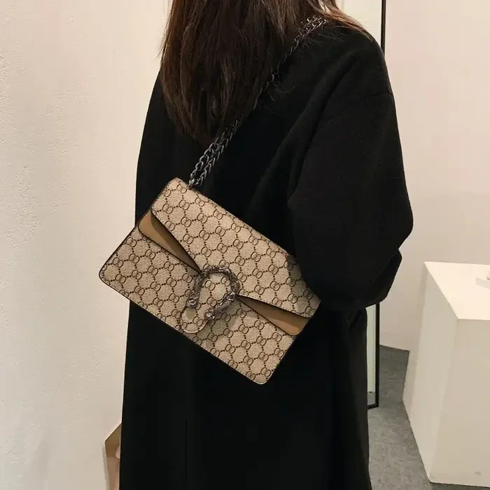 Sac à langer rétro Premium Bacchus pour femme, design chaîne européen et américain tendance, sac mes