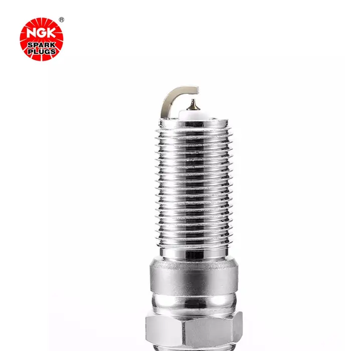 La bougie d'allumage NGK Iridium Platinum ILTR6G8G 96621 convient au nouveau Fox Escape Bo Win oe LR