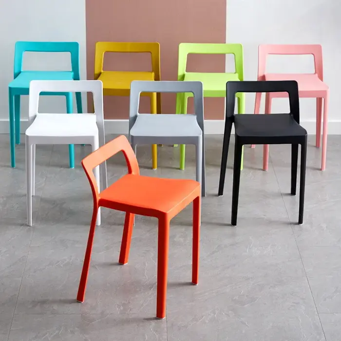 Chaises de Salle à Manger en Plastique pour Adulte, Simple, à Piste Haute, avec Dossier Évidé, pour 