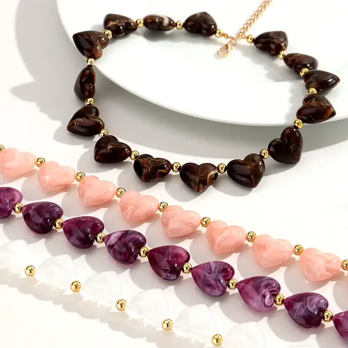 Collier ras du cou en perles de cœur en acrylique pour femmes, mignon, en résine géométrique en form
