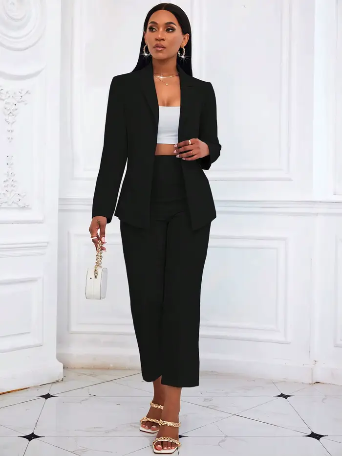 Ensemble tailleur noir uni deux pièces pour femme 2026 : Blazer à manches longues et pantalon court 