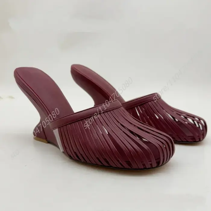 Mules compensées pour femme en maille ronde ajourée rouge bordeaux foncé, simples, à talons ouverts,