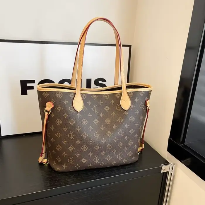 Sac à langer minimaliste de style vintage en cuir pour femme – Sac fourre-tout élégant, sac bandouli