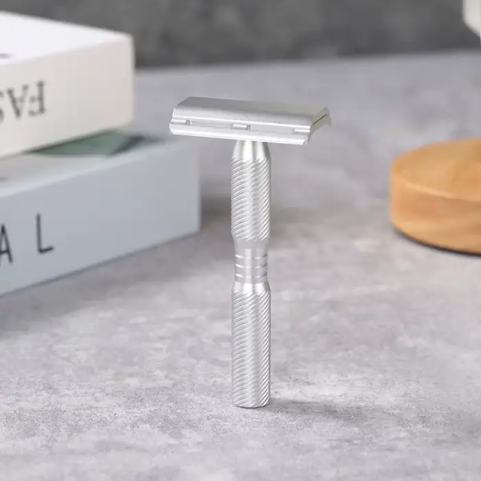 Rasoir de sécurité léger YAQI Ghost (version aluminium)