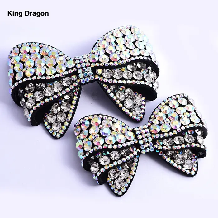 Nouveauté nœud papillon perlé broderie Patch patchs de bande dessinée pour chapeaux sac Badges Appli
