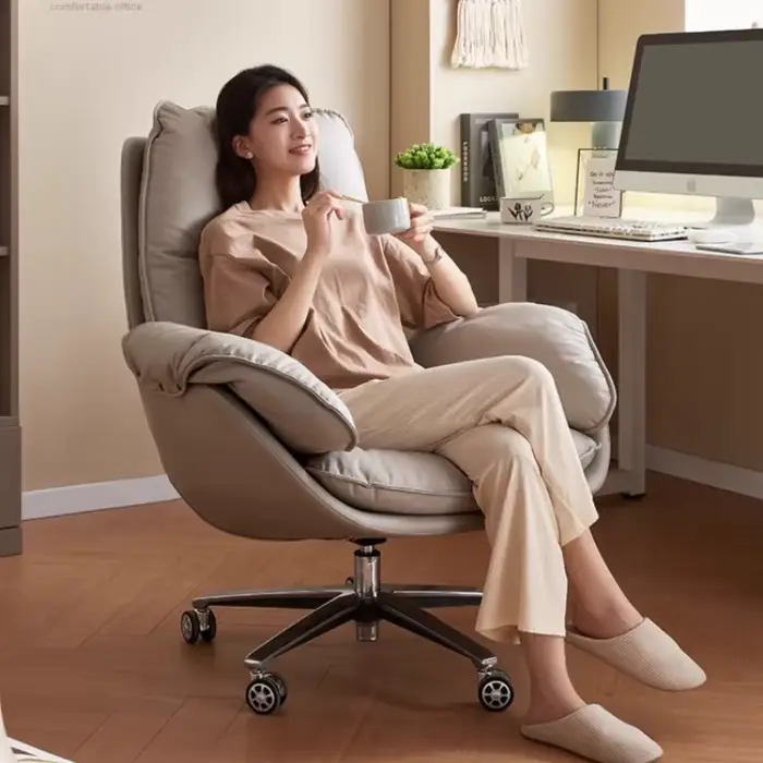 Roues nordiques chaise De bureau accoudoir réglable étude chaise Portable en cuir confortable exécut