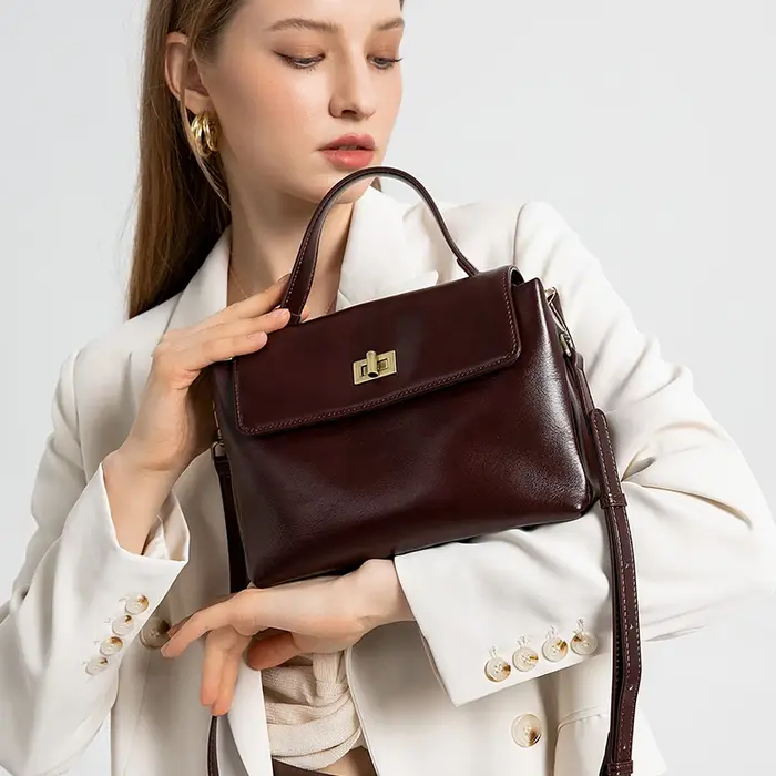 Sac à bandoulière en cuir véritable pour femme, sac à main vintage en cuir huilé, petit sac de luxe 