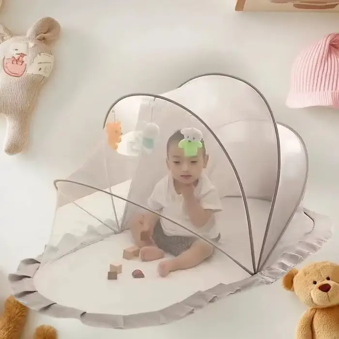 Moustiquaire en forme de yourte pour lit de bébé protégeant des insectes idéale pour les nuits d'été et les voyages en plein air sécurité et confort pour bébé occassions spéciales