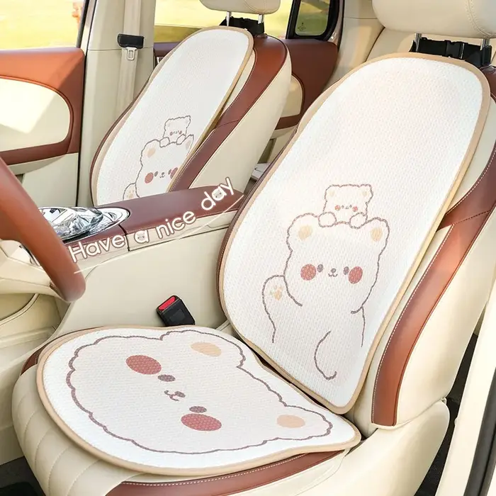 Housses de siège de voiture en soie glacée confortables et mignonnes pour femmes accessoires de voiture universels pour protection et élégance
