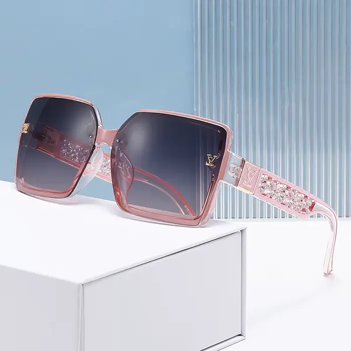Nouvelle boîte de mode de luxe lunettes de soleil dames lunettes de soleil pare-soleil haute sens