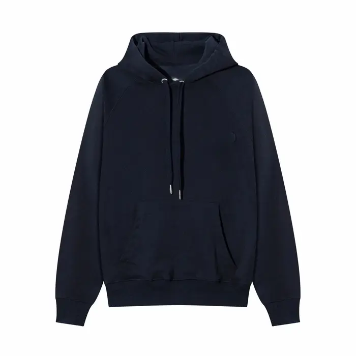 Les Français adorent les sweats à capuche brodés pour hommes et femmes. Les couples décontractés et 