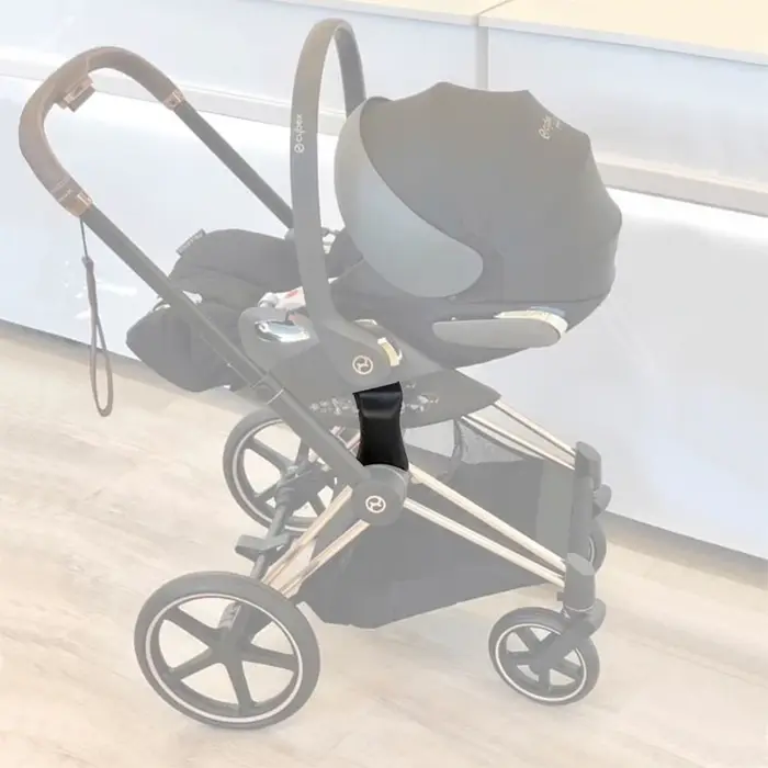 Adaptateur poussette Cybex Priam 3/4 JSW et siège auto Aton Cloud Q/Z Maxi-Cosi pour une transition facile et sécurisée de bébé