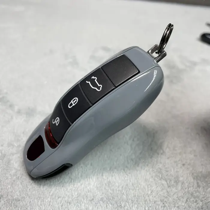 Étui à clés gris ciment pour Porsche 718 911 Panamera Cayenne Macan Boxster Cayman, coque de clé de 