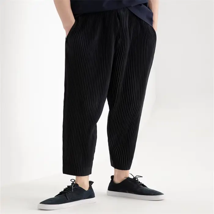 Miyake hommes été pantalon plissé décontracté plissé effilé neuf points pantalon cordon plissé confo