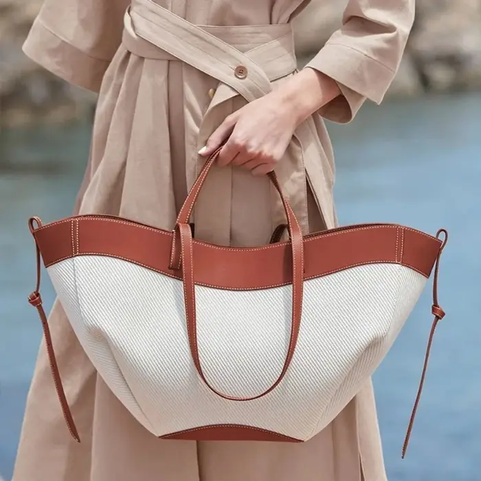 Cadeaux haut de gamme 2026 Nouveau Sac fourre-tout grande capacité en tricot avec empiècements et po