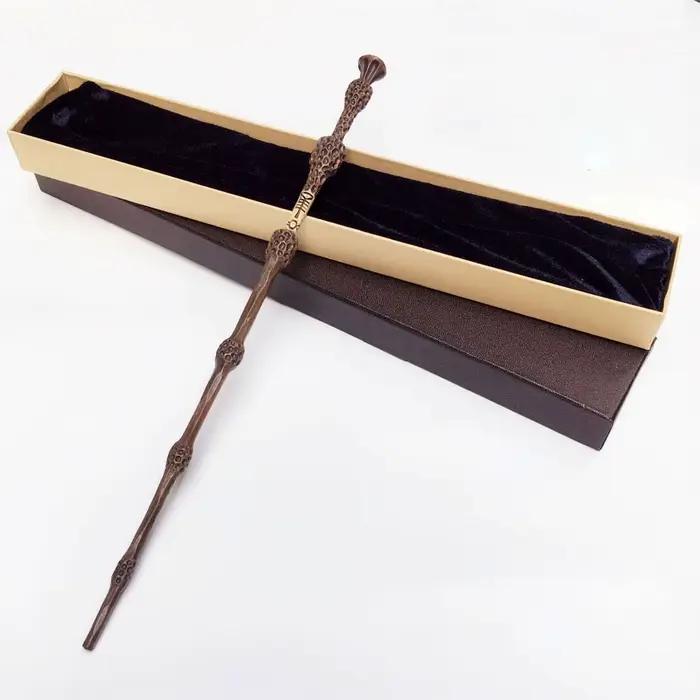baguette magique à noyau métallique cosplay pour enfants avec boîte