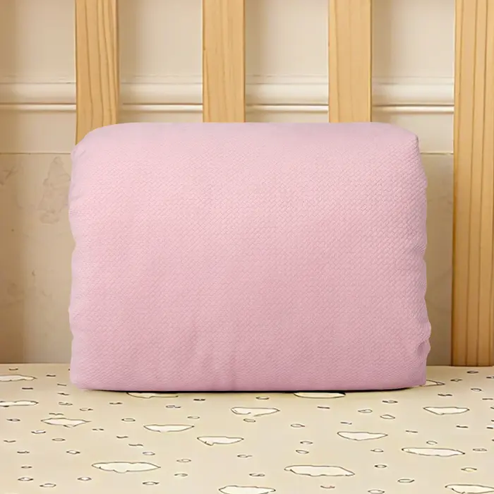 Oreiller d'allaitement en peluche doux pour bébé confortable avec bras chauds pour allaitement et sieste occasions spéciales femmes