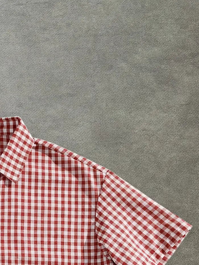 Chemise à manches courtes confortable et décontractée à carreaux de style collégial pour hommes pour