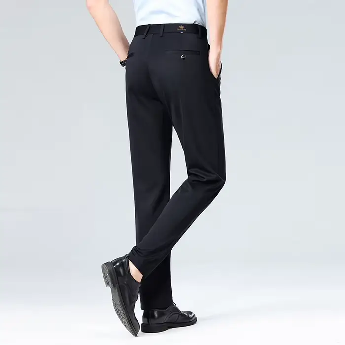 Pantalon d'affaires pour hommes en tissu très extensible adapté à toutes les saisons, doté d'une cei