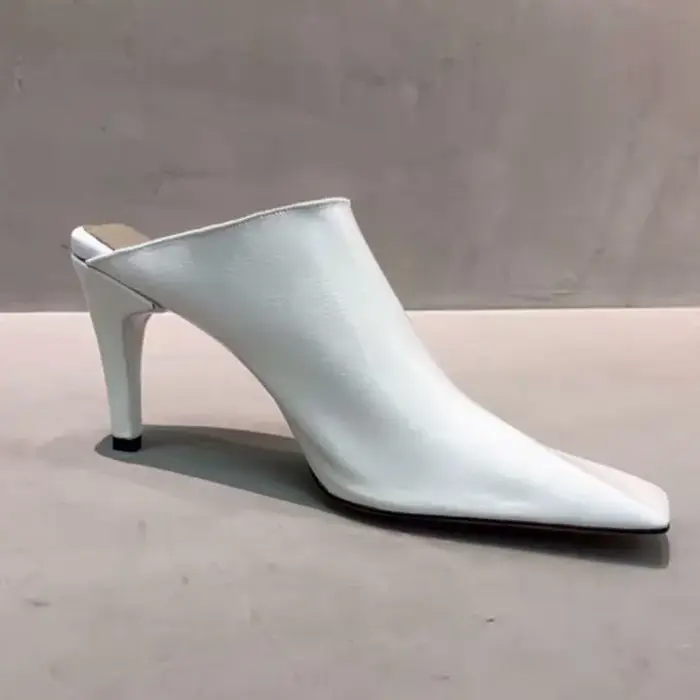 Escarpins rouges bordeaux à bout carré, talons fins, chaussures rétro françaises, chaussures en cuir