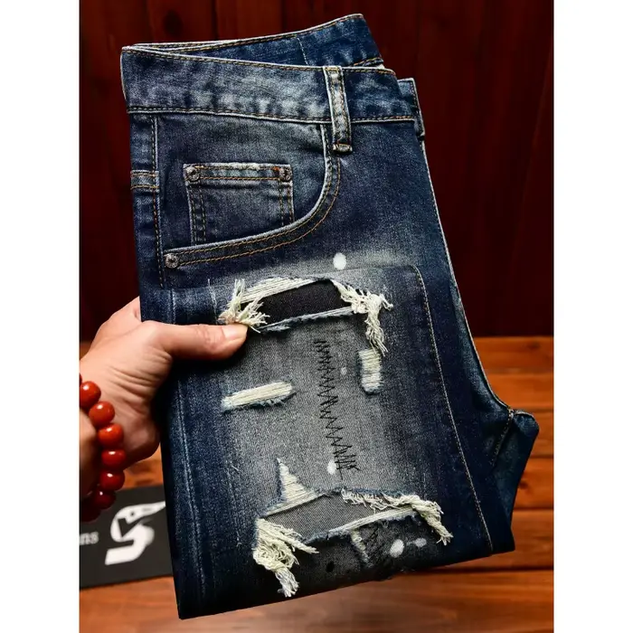Jean nostalgique haut de gamme pour hommes, coupe slim avec petits trous, patchs grattés, tendance d