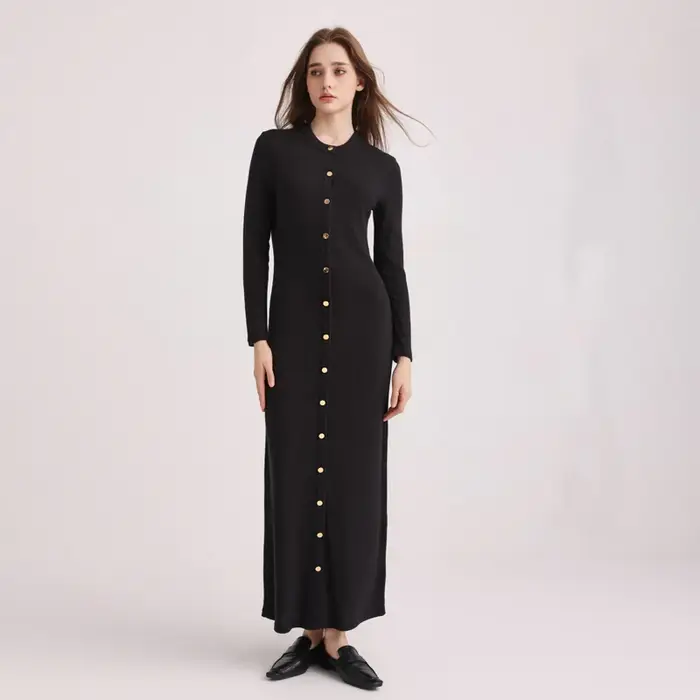 AA AW25 hiver femme robe confortable et douce tricoté Maxi bouton robe dame vêtements