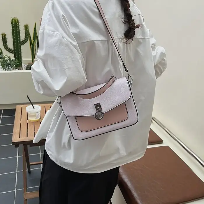 Nouveau Sac Bandoulière Minimaliste Luxe Léger Rétro Imprimé pour Femme 2026, Petit Sac Carré à Port