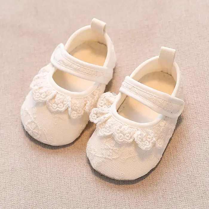 BeQeuewll infantile bébé filles chaussures antidérapantes à semelles souples dentelle nœud papillon 