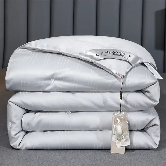 Couette 100% Soie de Mûrier, Artisanale, pour la Santé et la Beauté, Remplissage en Soie, Tailles Do